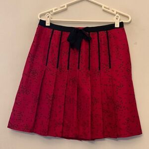 INC black and red dot pleated silk skirt Size 10 NWT